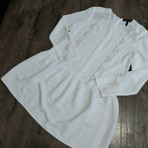 BCBG‎ maxazria white long sleeve eyelet dress